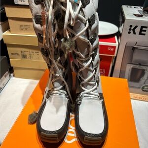 Sporto White and Gray Lace Up Boots